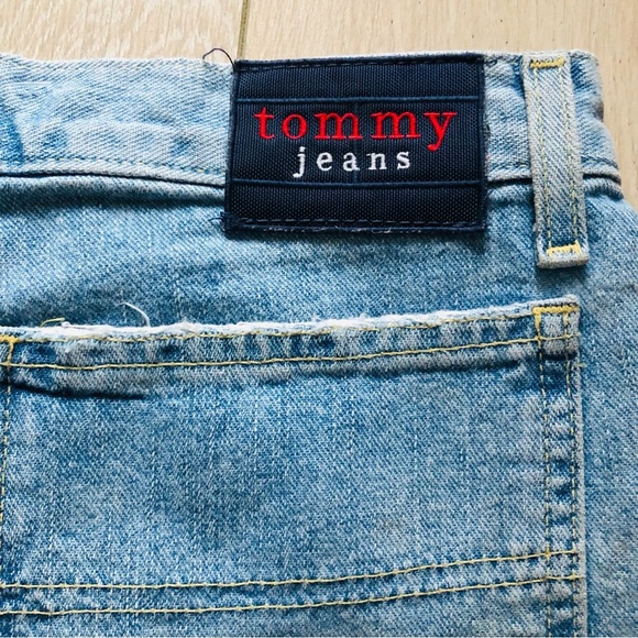 Vintage Tommy Jeans Light Wash Carpenter Shorts Size 7 - Picture 8 of 13